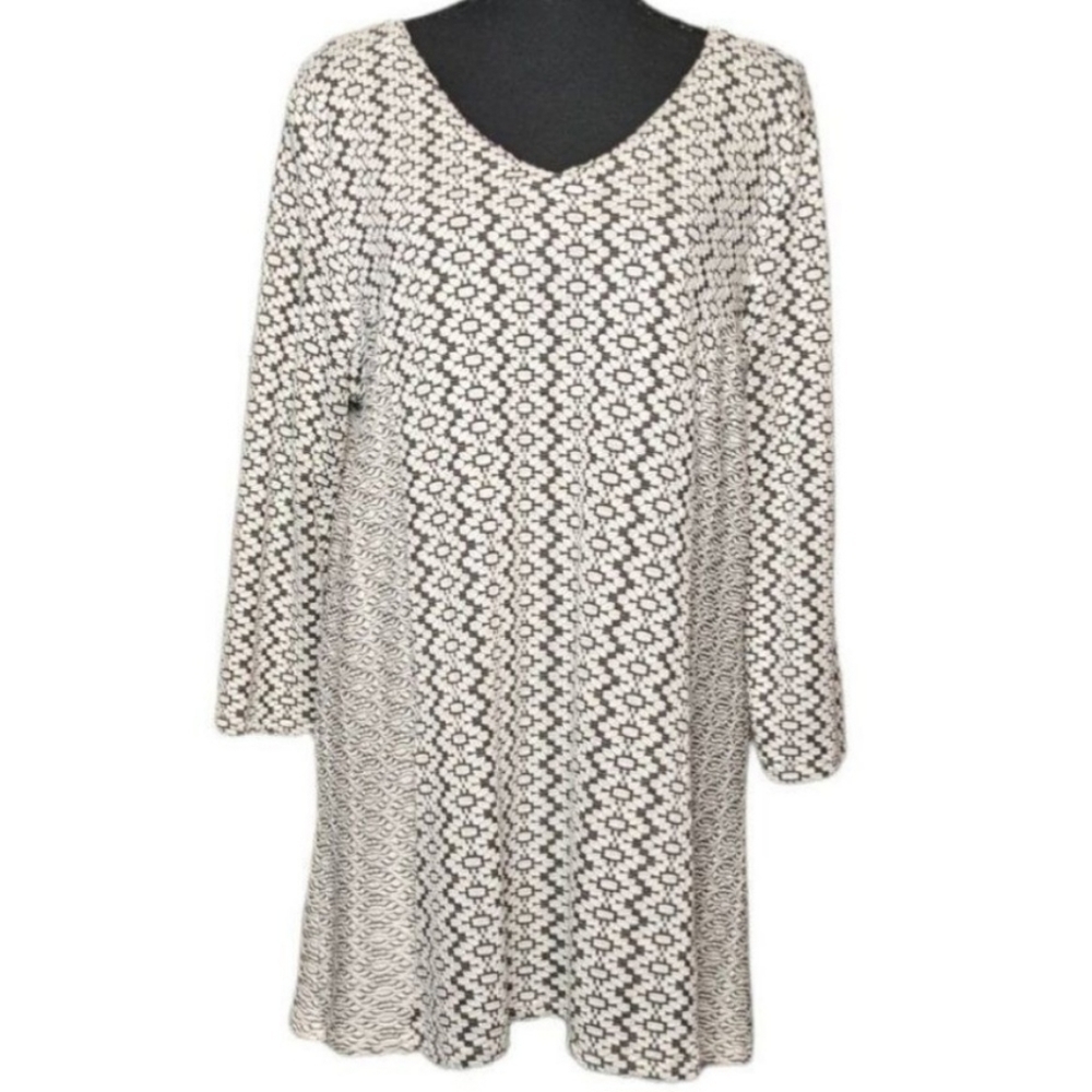 Peck & Peck Southwest Print Black White Tunic Women's Large L V-Neck Stretch EUC